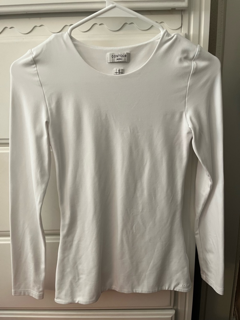 Aritzia Contour Long Sleeve Crew